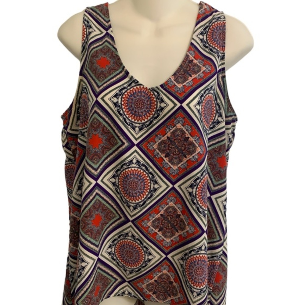 Ladies size Large Gorgeous Spring Summer Top Sleeveless by Caramela